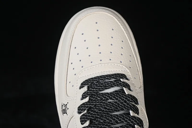 All categories Nk Air Force 1 Air Force series Nk Air Force 1 Low Air Force low-top Nike Air Force 1'07 Low Limited to the Year of the Horse, immediate success Air Force 1 low-top casual sneakers KJ1688-026